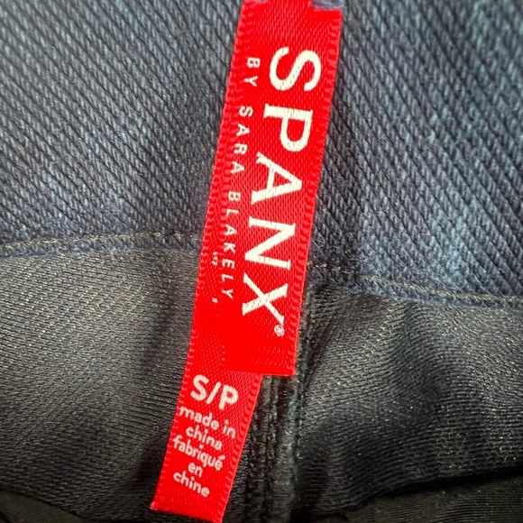 SPANX Dark Wash Pull on Skinny Stretch Denim Size Small - Picture 3 of 8